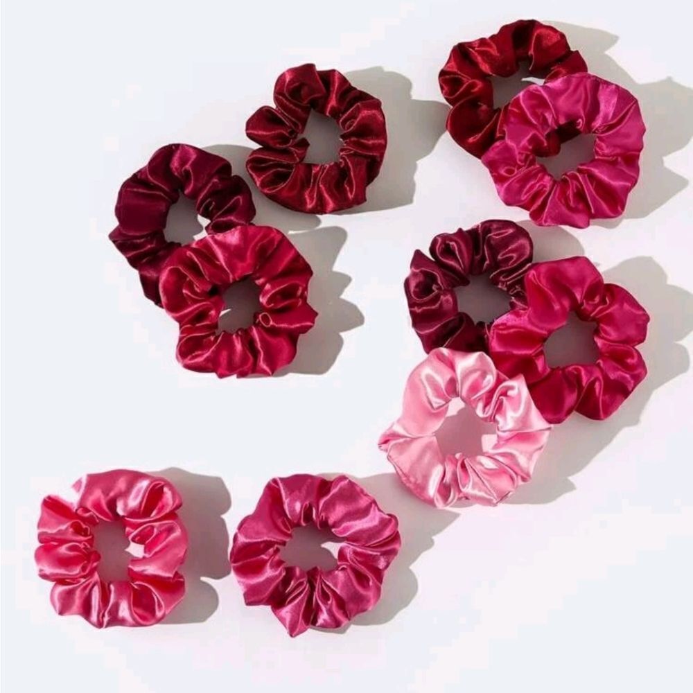 Pink Satin Scrunchies 